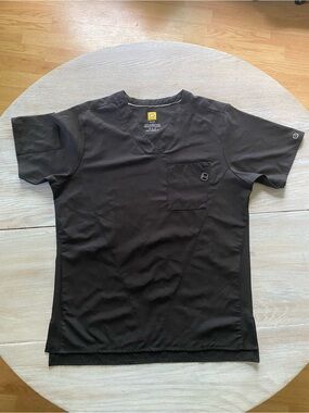 WonderWink Men's Black V-Neck Scrub Top